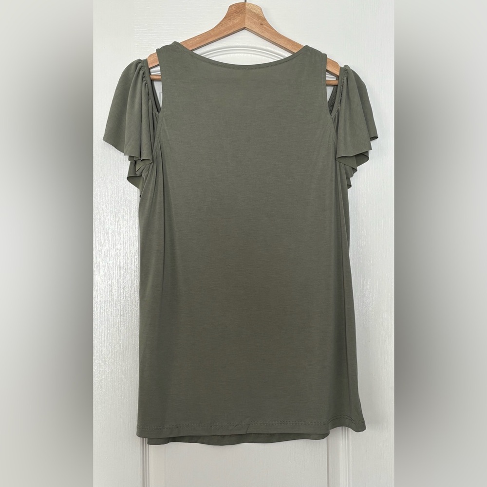 NWT Green Mittoshop “cold shoulder” ruffle sleeve blouse - size S - Picture 5 of 9